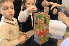 kids76d3056-f513-4467-b2a0-0b1f68c7546d